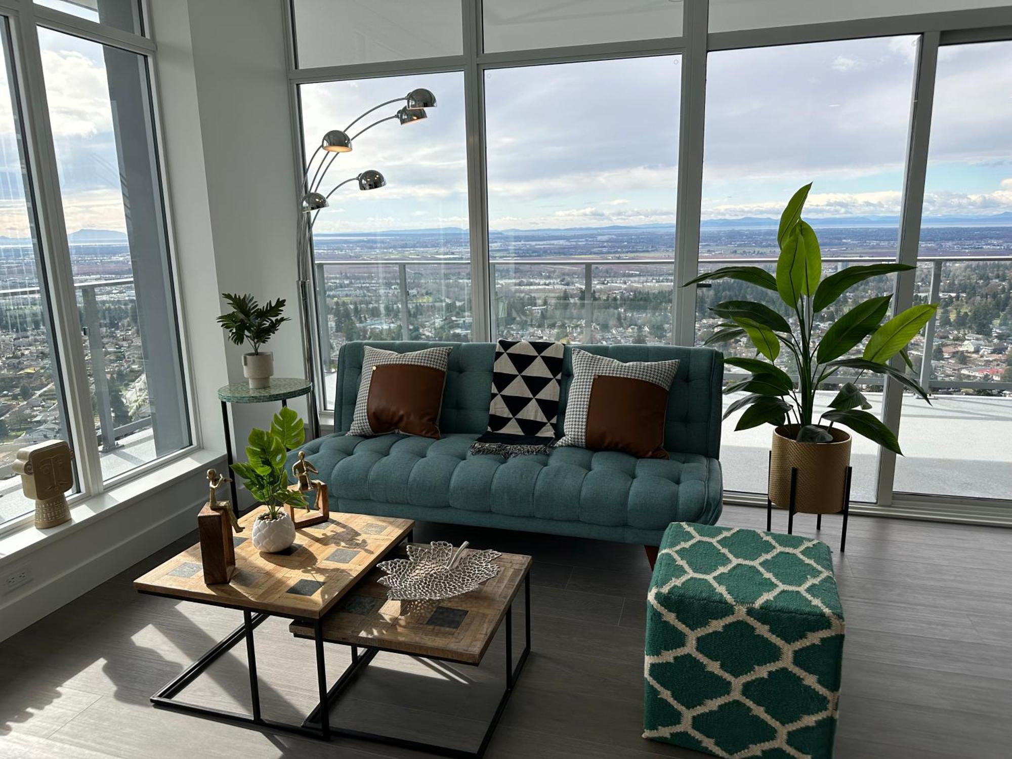 Pacific Sweet Place @metro Apartment