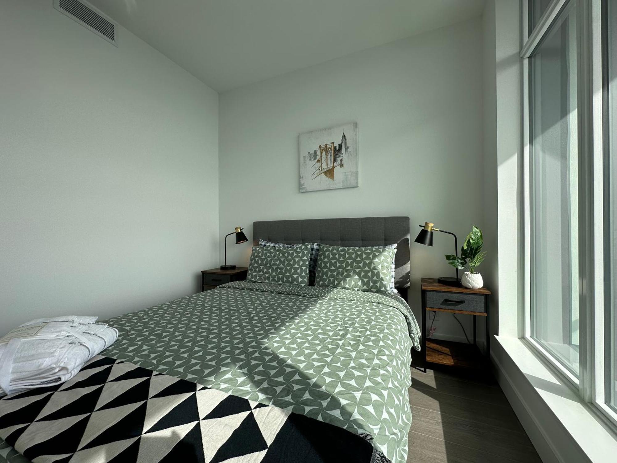 Pacific Sweet Place @metro Apartment