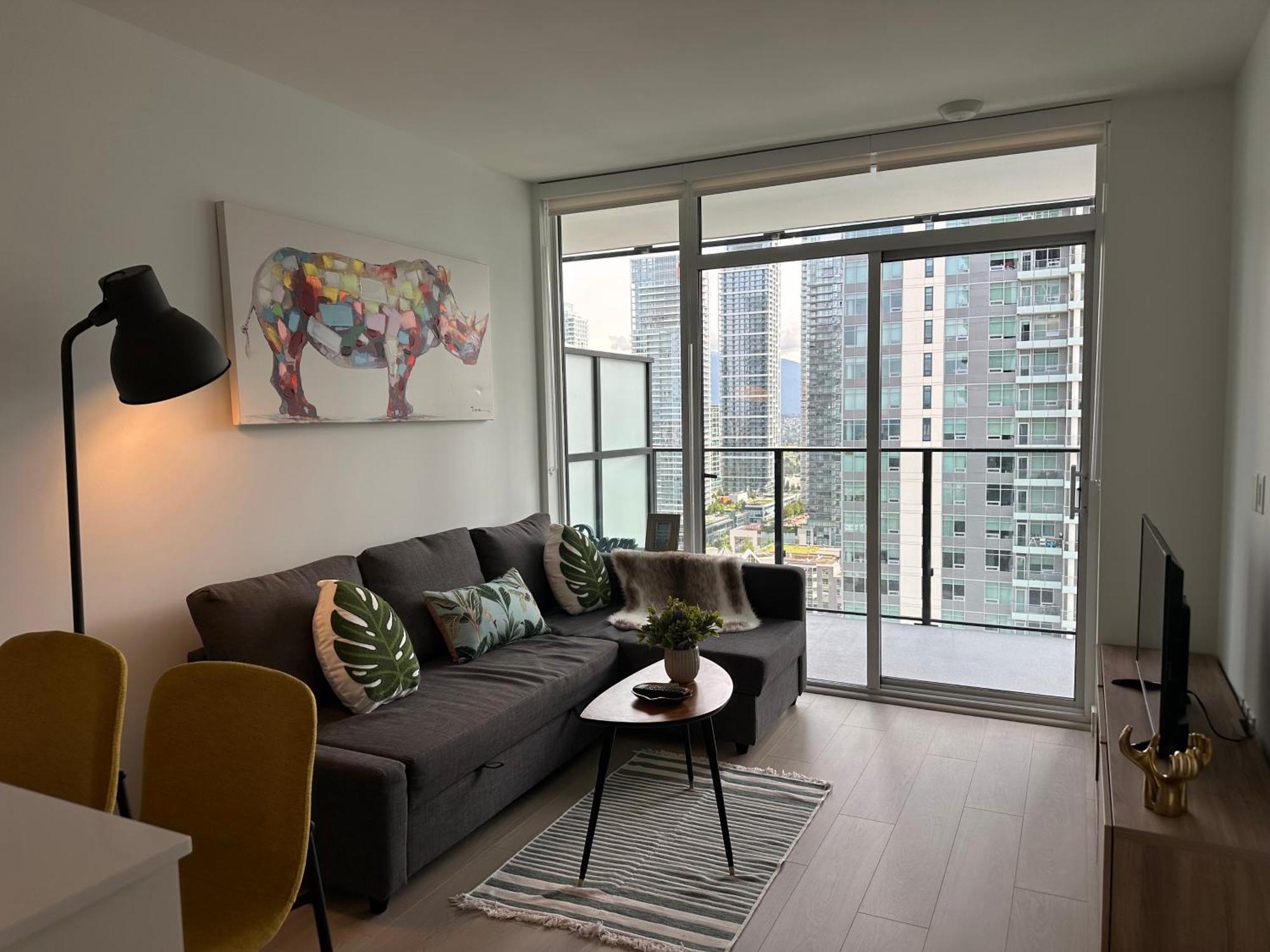 Pacific Sweet Place @metro Apartment